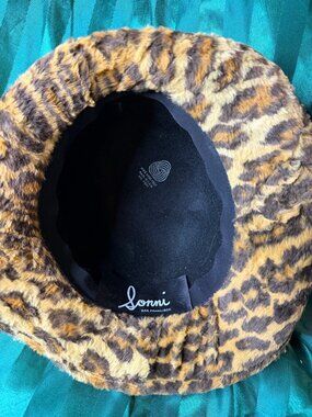 Sonni San Francisco Wool Fedora – Leopard Print – Film Prop